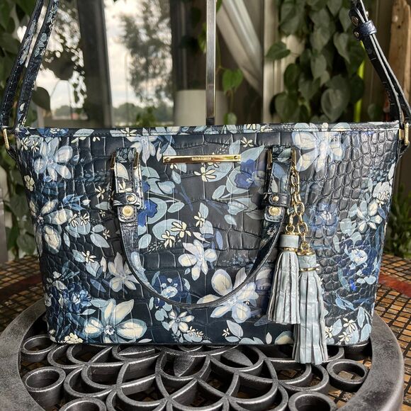 Brahmin Leather Croc Mini Asher Melbourne Blue Floral Bag & Ady Wallet EUC - Picture 8 of 12